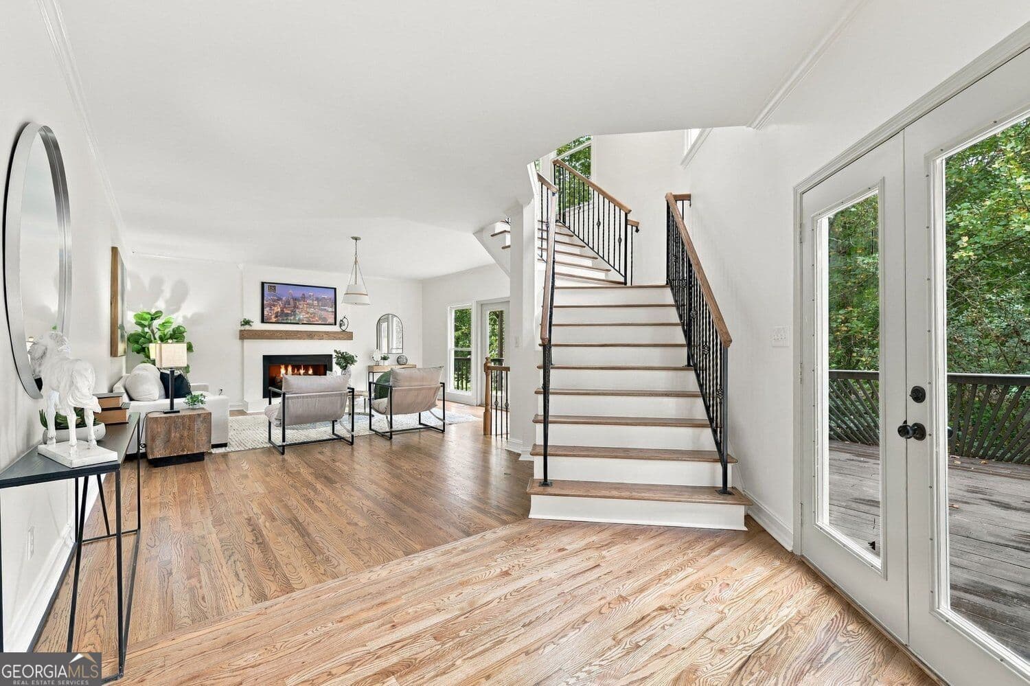 5 bedroom, 4.5 bathroom, 5,271 sq ft single family residence for sale at 835 Bermuda Run, Woodstock, GA 30189 — photo 9