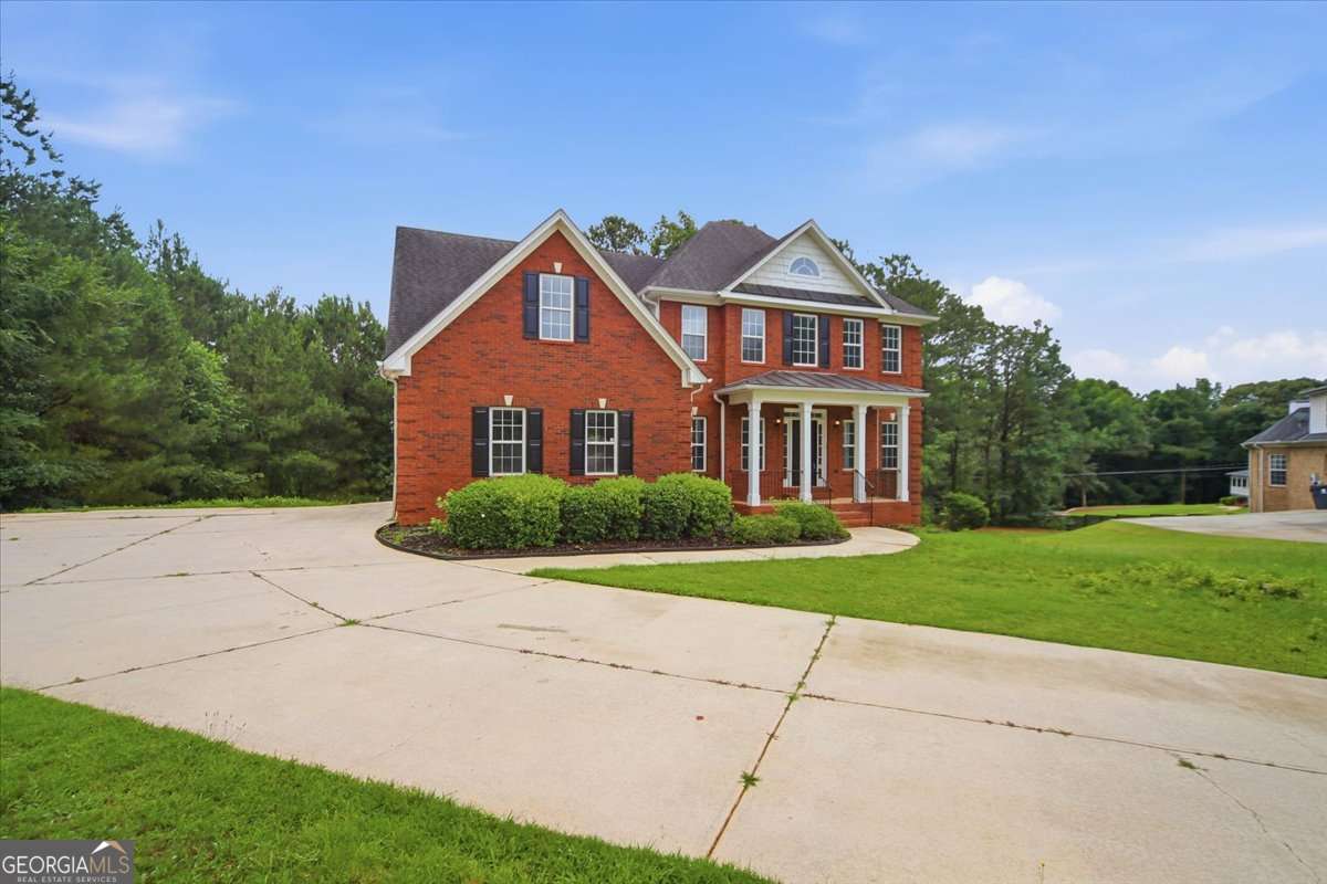 4 bedroom, 2.5 bathroom single family residence for rent at 2000 Millstone Drive, Conyers, GA 30094 for $3,300 a month — photo 1 of 36