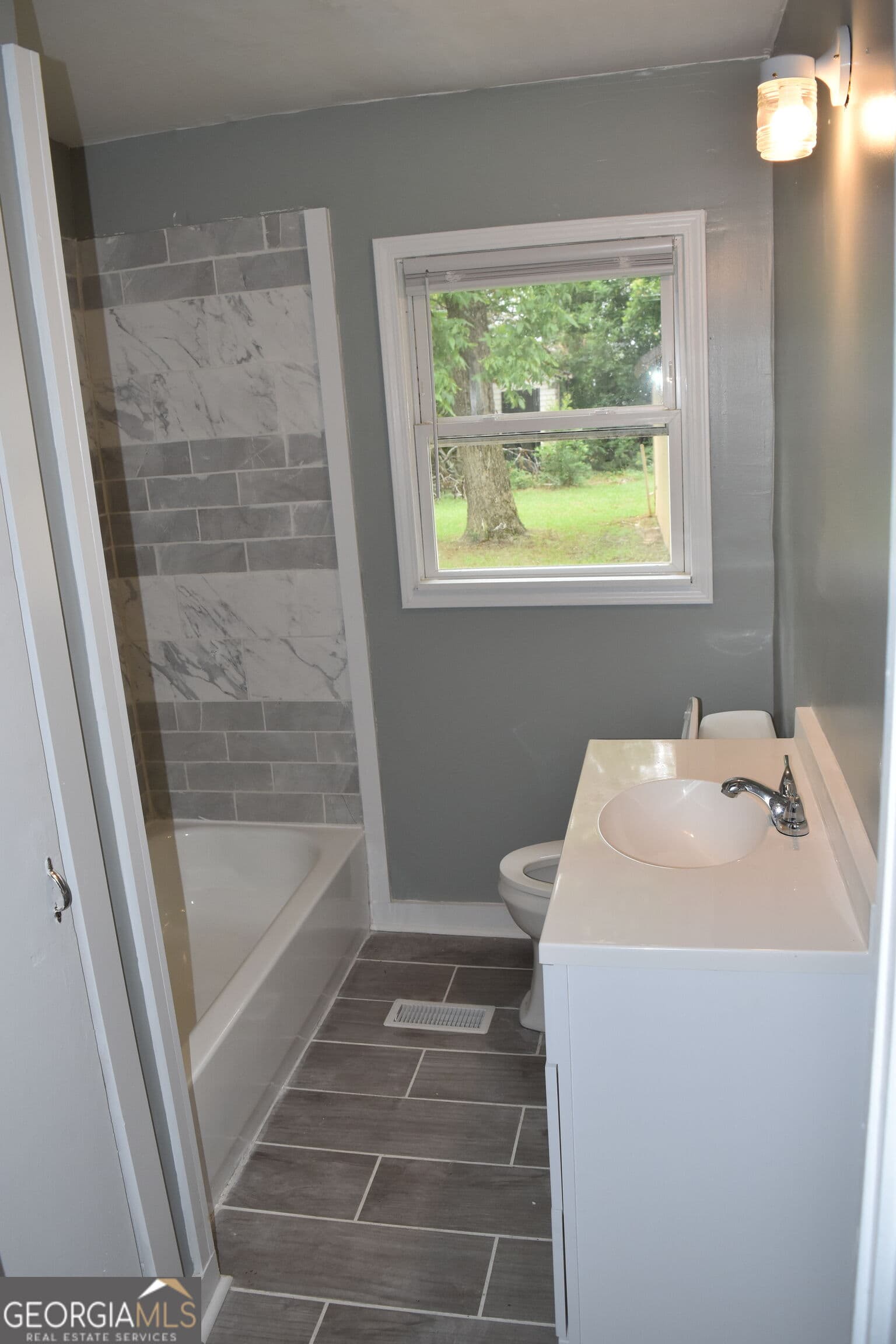 3 bedroom, 2 bathroom, 1,460 sq ft single family residence for sale at 224 Oak, Fort Valley, GA 31030 — photo 7