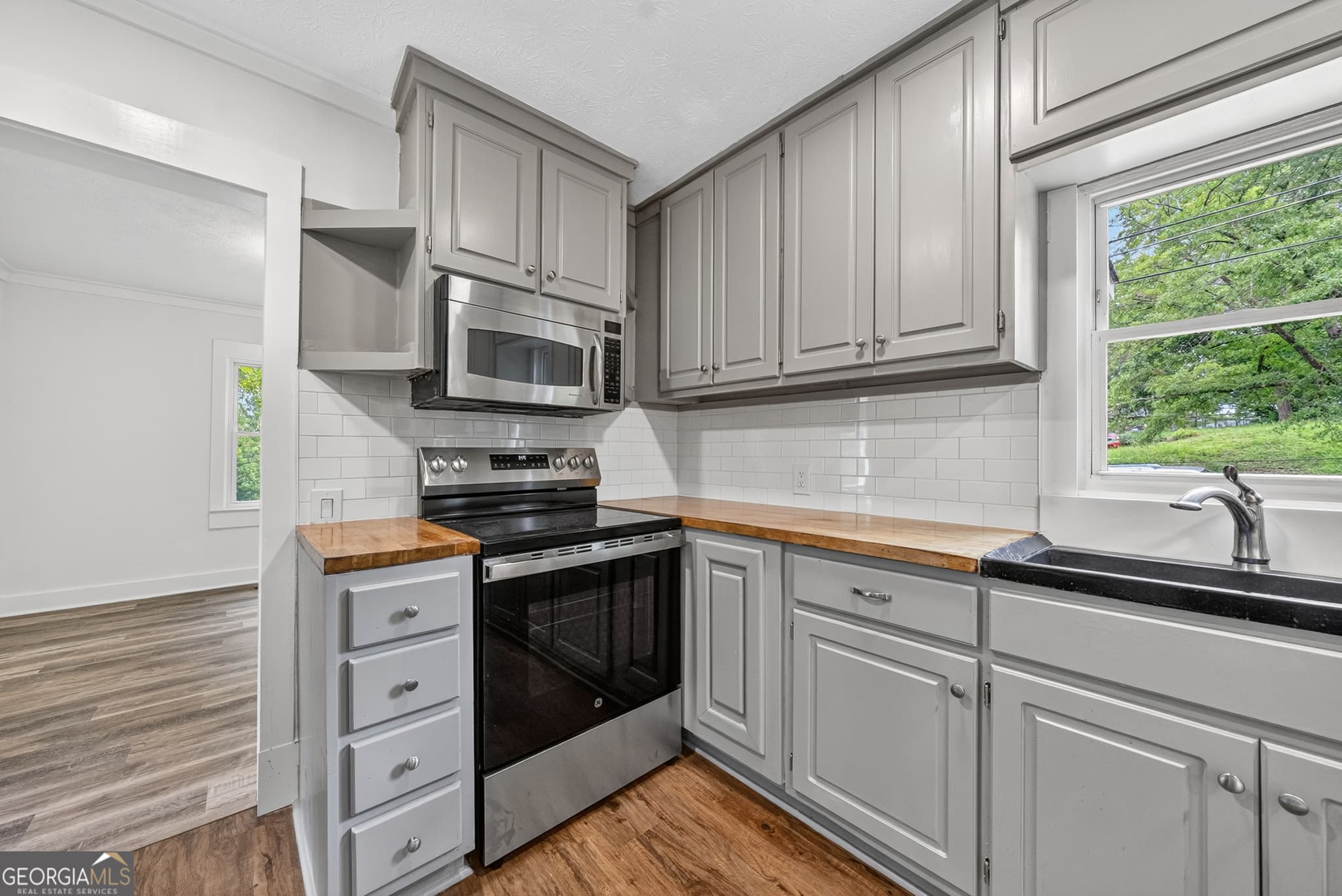 3 bedroom, 1 bathroom, 1,400 sq ft single family residence for sale at 1605 41st Street, Columbus, GA 31904 — photo 5