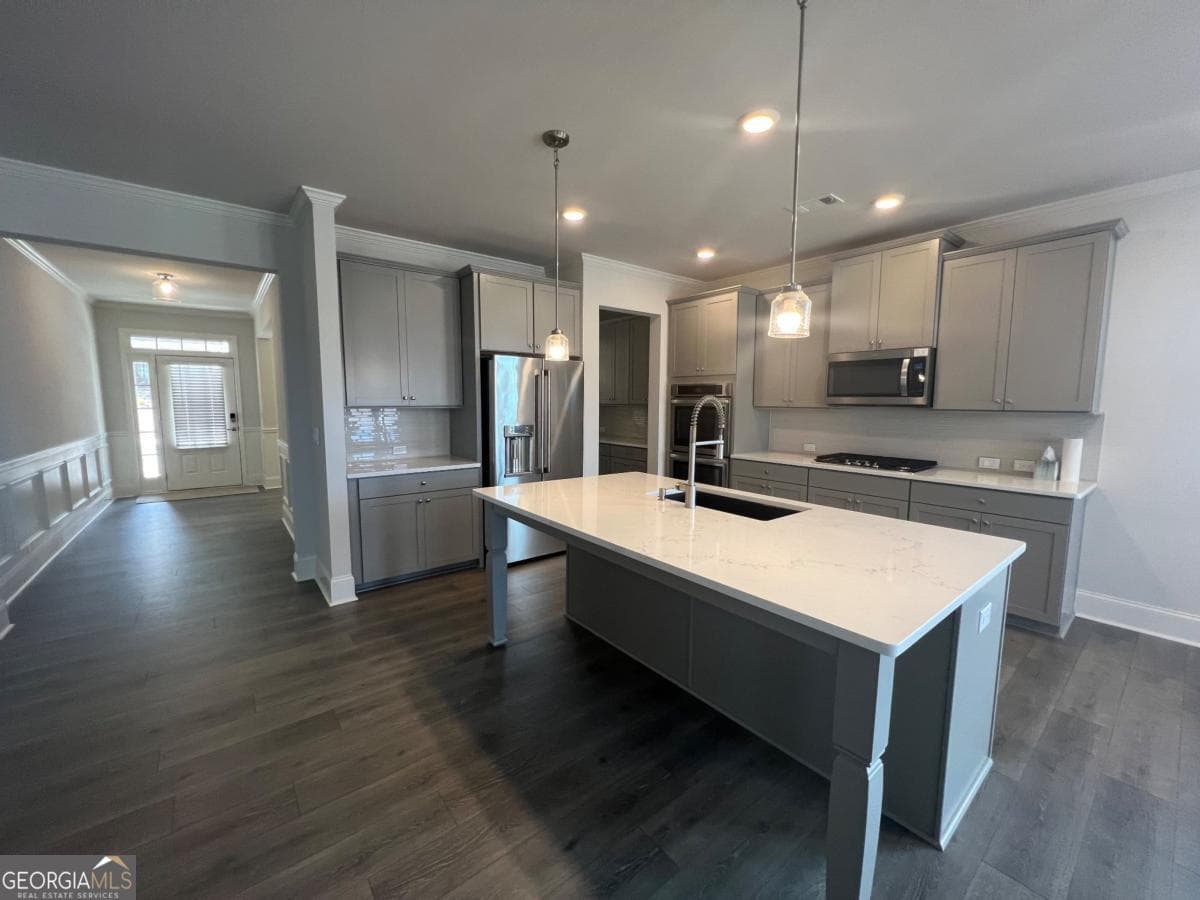4 bedroom, 3 bathroom single family residence for rent at 7214 Whitewater Drive, Flowery Branch, GA 30542 for $3,300 a month — photo 6