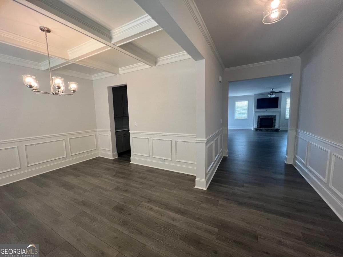 4 bedroom, 3 bathroom single family residence for rent at 7214 Whitewater Drive, Flowery Branch, GA 30542 for $3,300 a month — photo 4