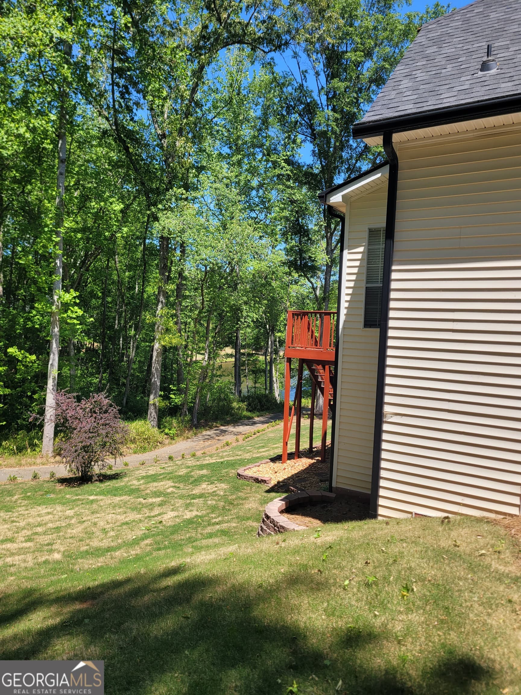 5 bedroom, 3.5 bathroom, 4,163 sq ft single family residence for sale at 26 Parlor Circle, Sharpsburg, GA 30277 — photo 3