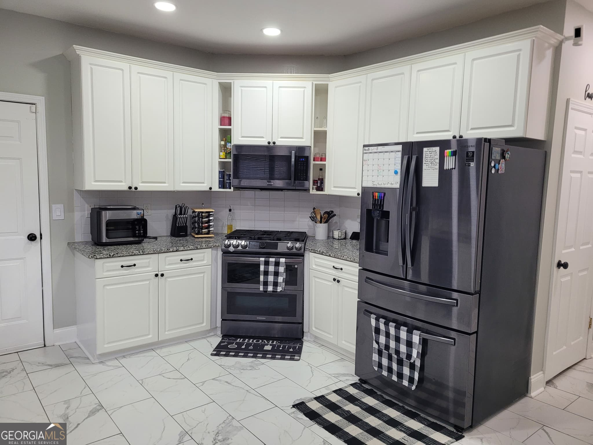 5 bedroom, 3.5 bathroom, 4,163 sq ft single family residence for sale at 26 Parlor Circle, Sharpsburg, GA 30277 — photo 9