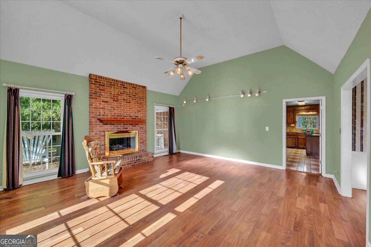 4 bedroom, 3.5 bathroom, 3,583 sq ft single family residence for sale at 105 Julies Circle, Perry, GA 31069 — photo 7