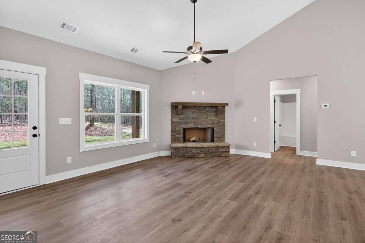 4 bedroom, 2 bathroom single family residence for sale at 410 PLEASANT HILL Road, Rockmart, GA 30153 — photo 10