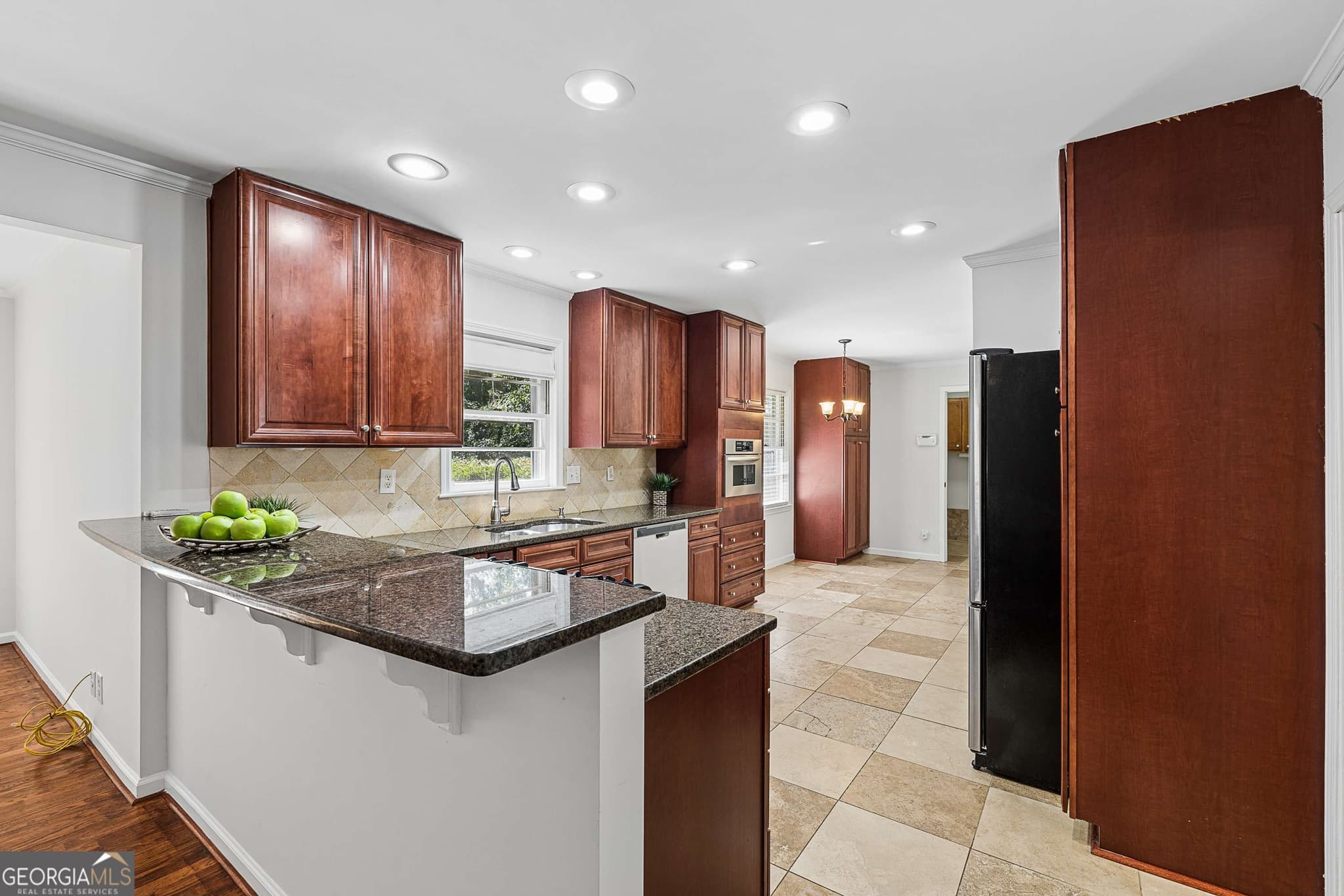 3 bedroom, 2 bathroom, 1,799 sq ft single family residence for sale at 6608 Ridge Moore Drive, Atlanta, GA 30360 — photo 9