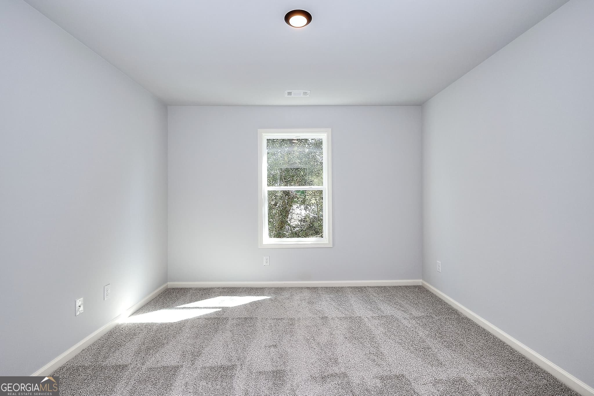 3 bedroom, 2.5 bathroom, 1,660 sq ft townhouse for rent at 33 Crest Drive 5, Hartwell, GA 30643 for $2,200 a month — photo 8