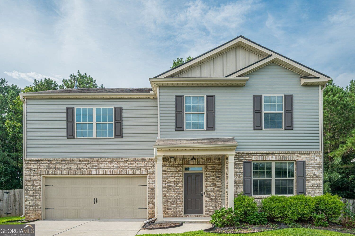 5 bedroom, 3 bathroom, 3,240 sq ft single family residence for sale at 176 Birchfield Way, Dallas, GA 30132 — photo 2