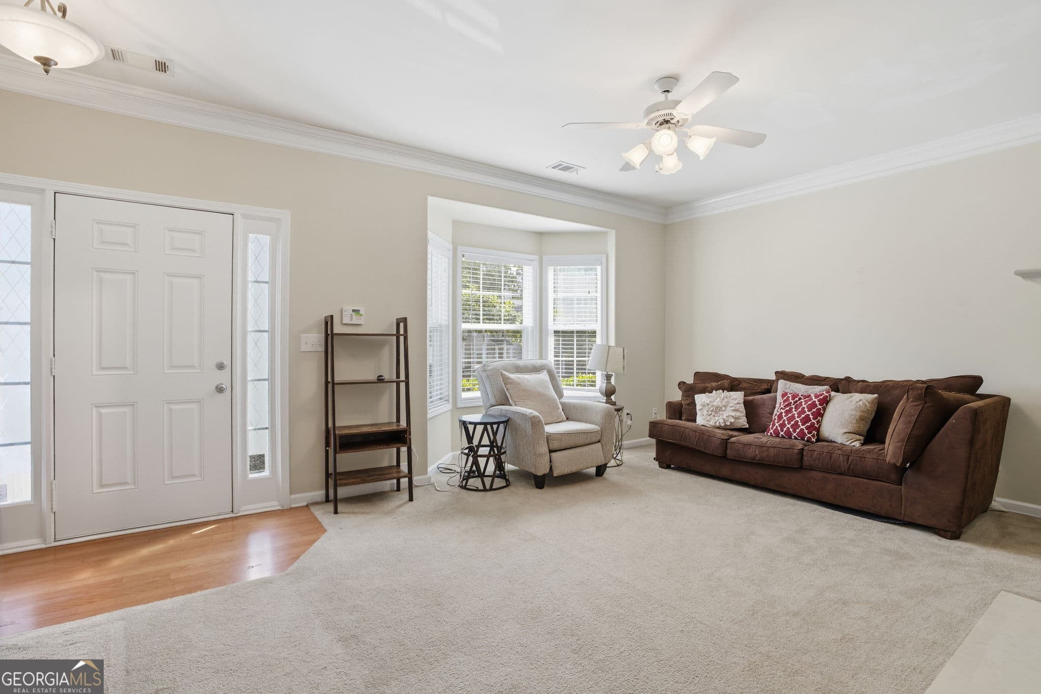 2 bedroom, 2.5 bathroom, 1,292 sq ft townhouse for sale at 5216 Birch Court, Oakwood, GA 30566 — photo 5