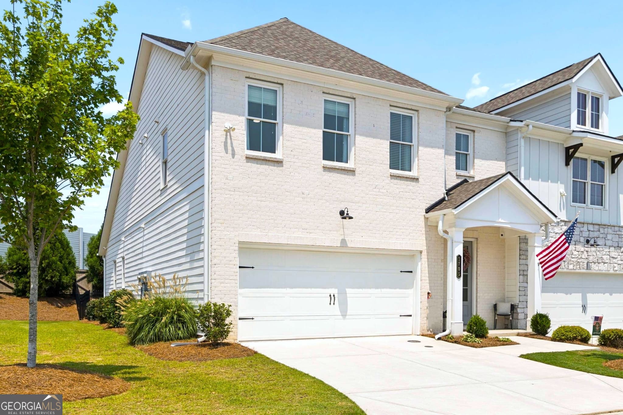 3 bedroom, 3.5 bathroom, 2,657 sq ft townhouse for sale at 1705 Cosette Lane, Kennesaw, GA 30152 — photo 2