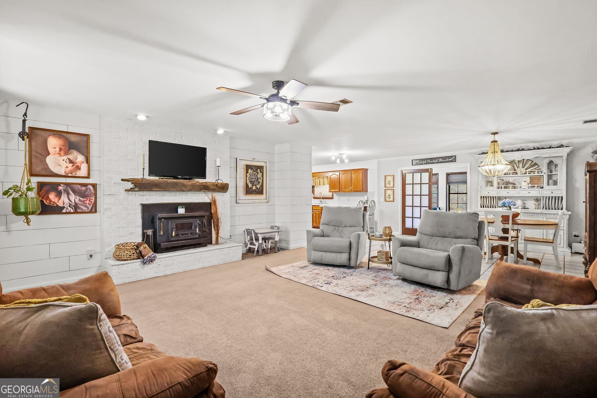 3 bedroom, 2 bathroom, 2,158 sq ft single family residence for sale at 142 Sunfish Road, Alma, GA 31510 — photo 6