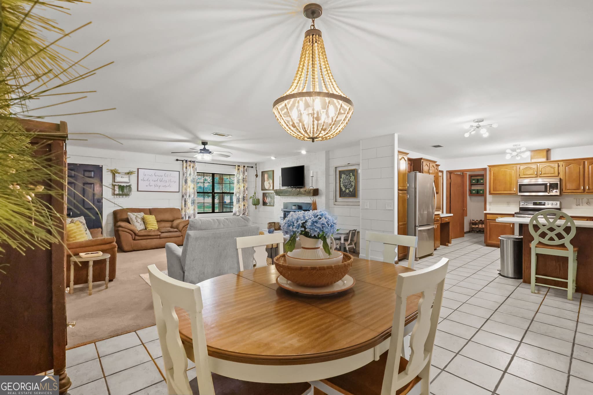 3 bedroom, 2 bathroom, 2,158 sq ft single family residence for sale at 142 Sunfish Road, Alma, GA 31510 — photo 10