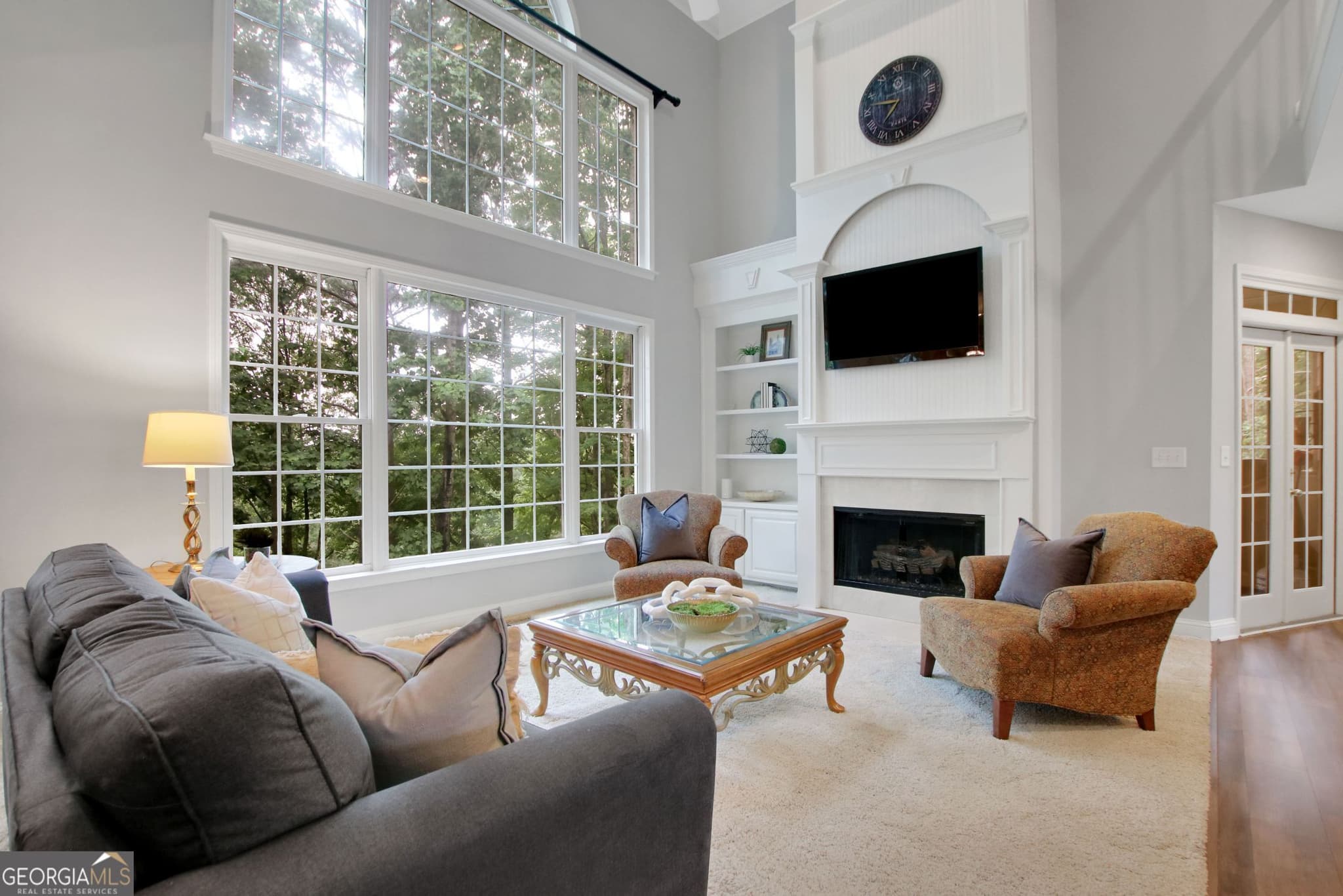 5 bedroom, 4.5 bathroom, 4,053 sq ft single family residence for sale at 5218 Davis Love Drive, Cumming, GA 30041 — photo 5
