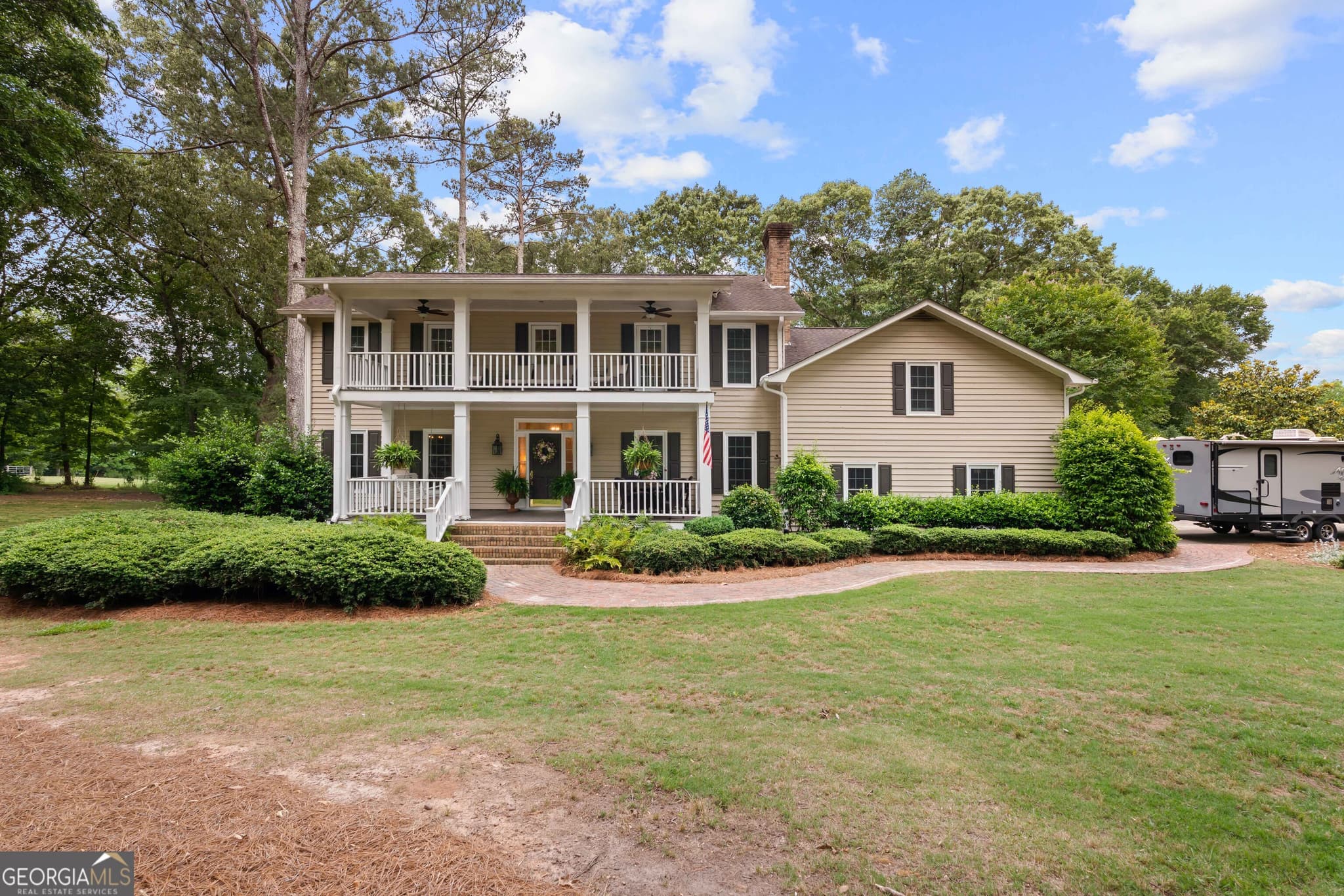 4 bedroom, 4 bathroom, 3,059 sq ft single family residence for sale at 836 Oak Grove Road, Carrollton, GA 30117 — photo 3