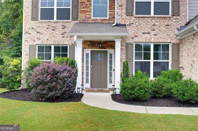 6 bedroom, 5 bathroom, 4,306 sq ft single family residence for sale at 2445 Oxenwood Drive, Marietta, GA 30064 — photo 4