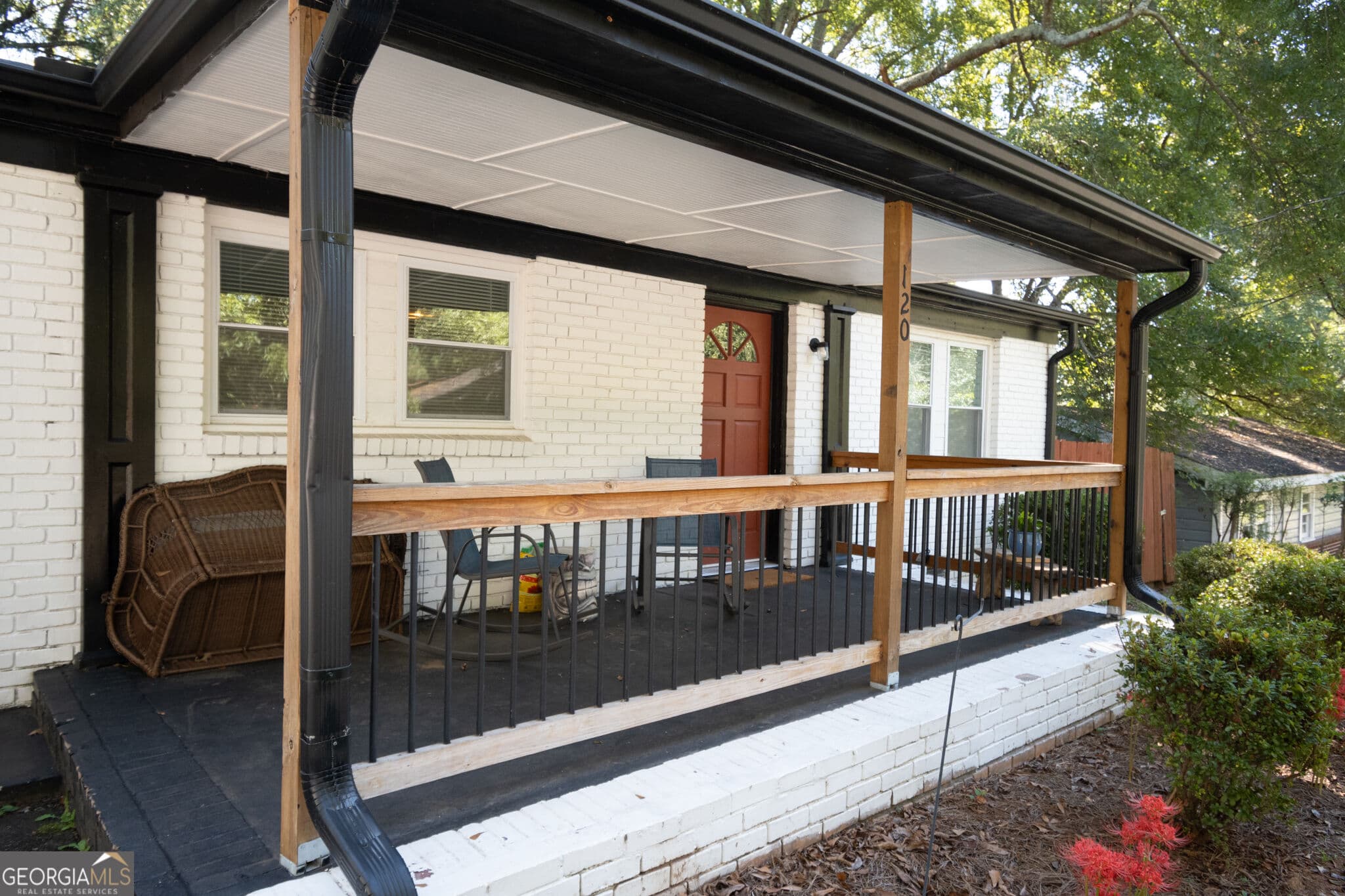 3 bedroom, 2 bathroom single family residence for rent at 120 Hillside Street, Athens, GA 30601 for $2,400 a month — photo 3