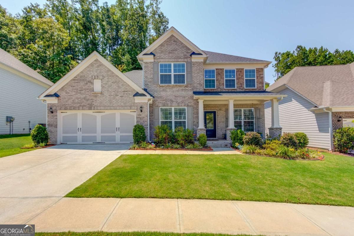 5 bedroom, 4.5 bathroom, 3,488 sq ft single family residence for sale at 4819 Sierra Creek Drive, Hoschton, GA 30548 — photo 1 of 54