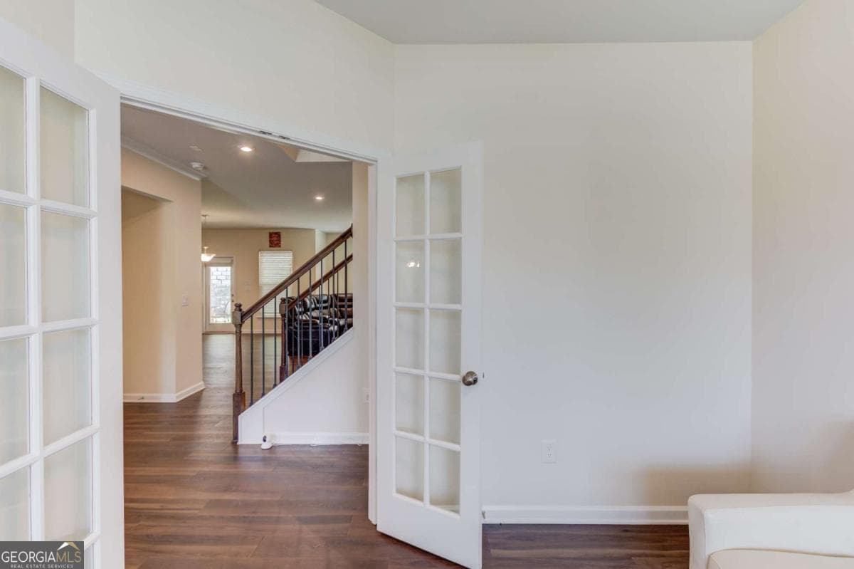 5 bedroom, 4.5 bathroom, 3,488 sq ft single family residence for sale at 4819 Sierra Creek Drive, Hoschton, GA 30548 — photo 9