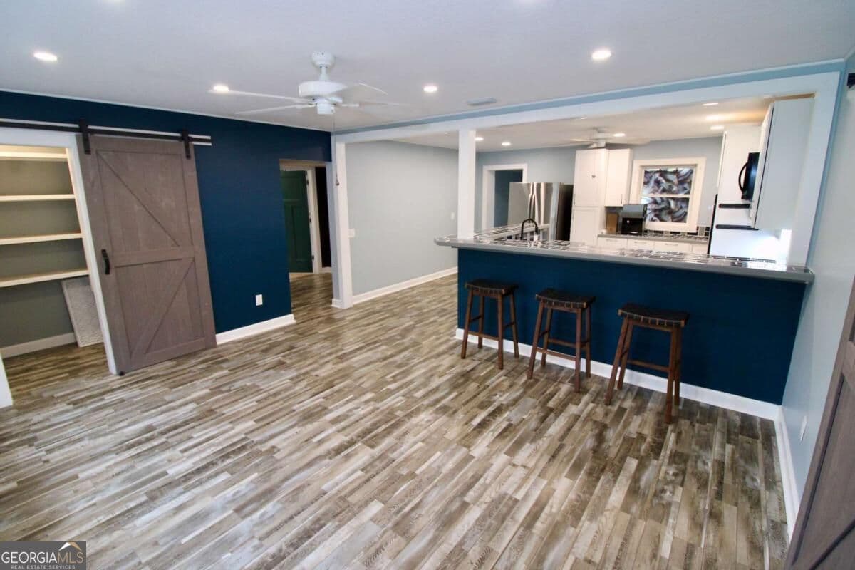 3 bedroom, 3.5 bathroom, 2,274 sq ft single family residence for rent at 303 Mahan Street, St. Marys, GA 31558 for $2,700 a month — photo 2
