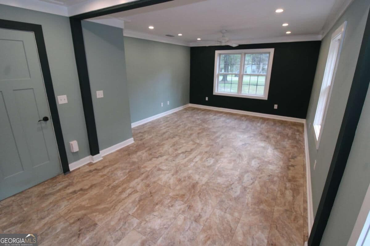 3 bedroom, 3.5 bathroom, 2,274 sq ft single family residence for rent at 303 Mahan Street, St. Marys, GA 31558 for $2,700 a month — photo 10