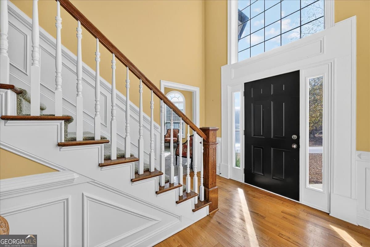 5 bedroom, 4.5 bathroom, 6,633 sq ft single family residence for sale at 518 River Overlook, Forsyth, GA 31029 — photo 3