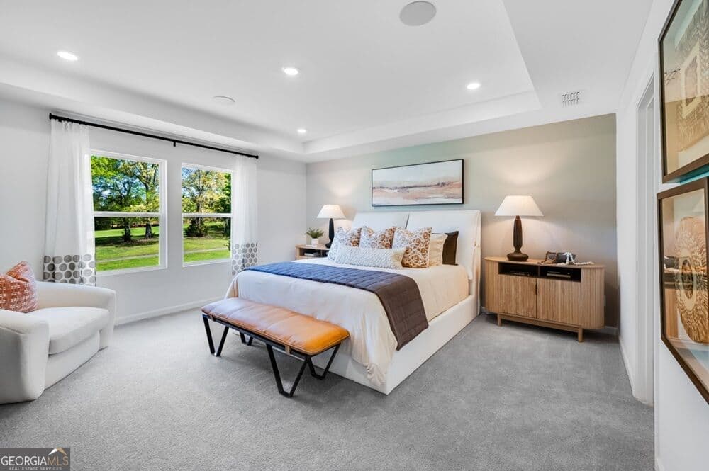 5 bedroom, 3 bathroom, 2,598 sq ft single family residence for sale at 2380 Dreycott Lane, Lawrenceville, GA 30043 — photo 5