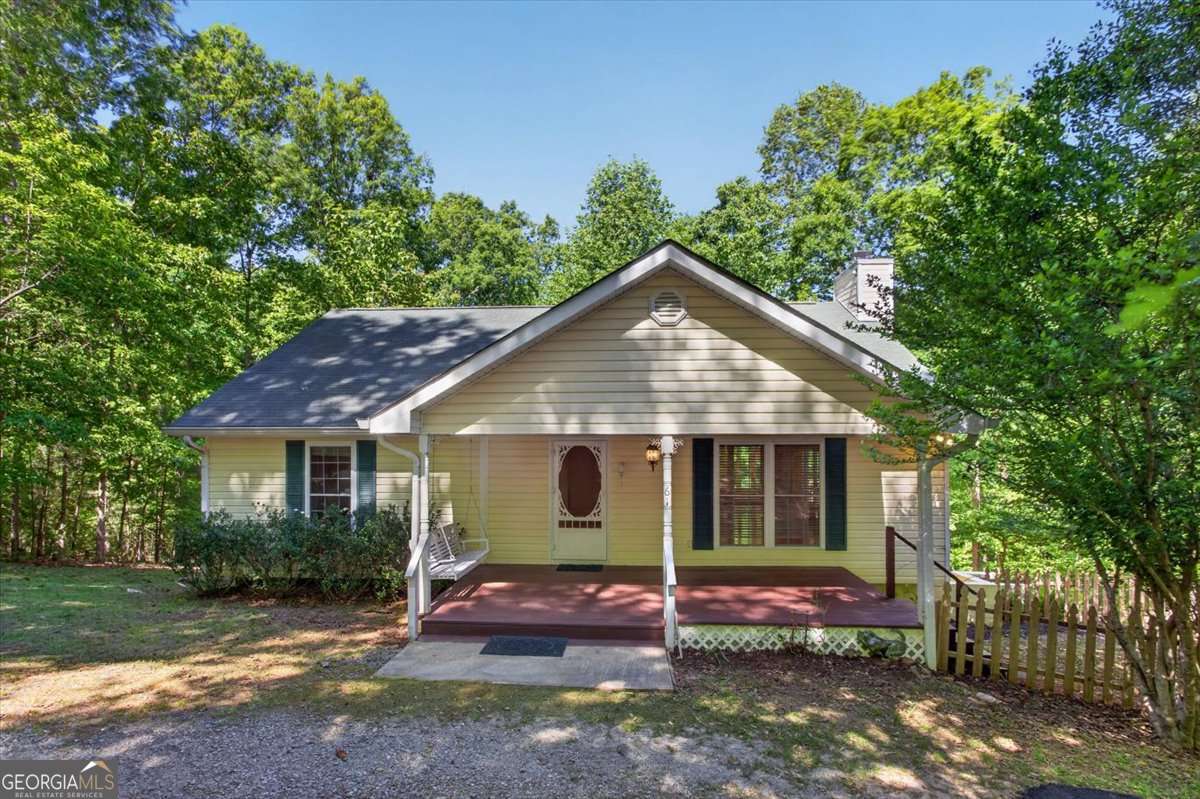 2 bedroom, 2.5 bathroom, 1,470 sq ft single family residence sold at 61 Gemini Court, Ellijay, GA 30540
