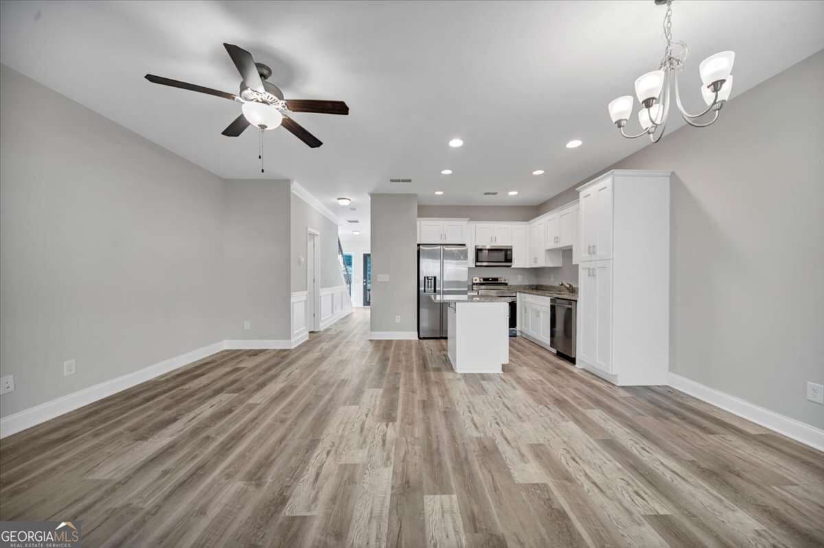 3 bedroom, 2.5 bathroom, 1,800 sq ft townhouse for sale at 49 Towne Club Drive, Jasper, GA 30143 — photo 9