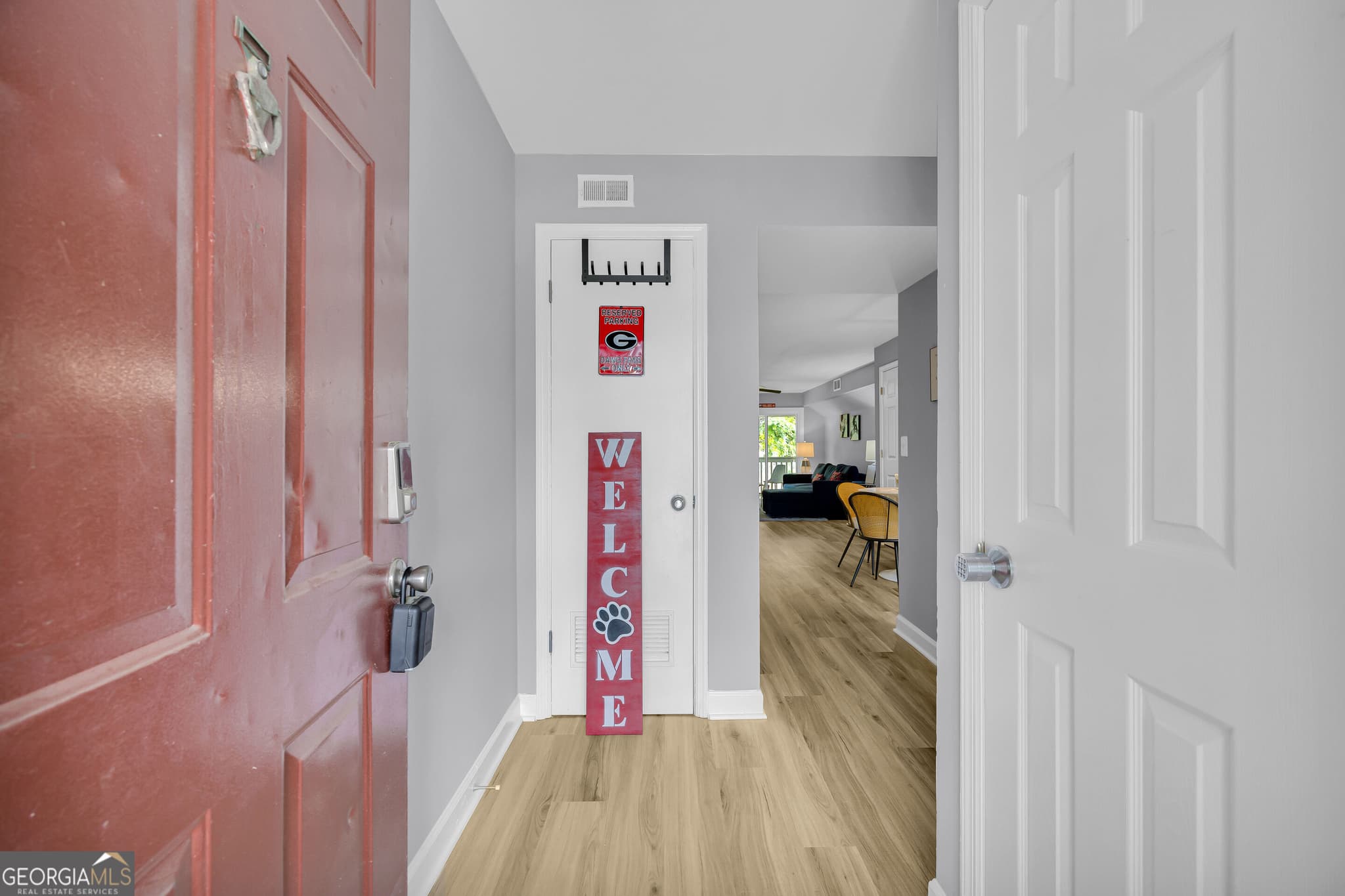 2 bedroom, 2.5 bathroom, 1,244 sq ft condominium for sale at 290 Appleby Drive 268, Athens, GA 30605 — photo 4