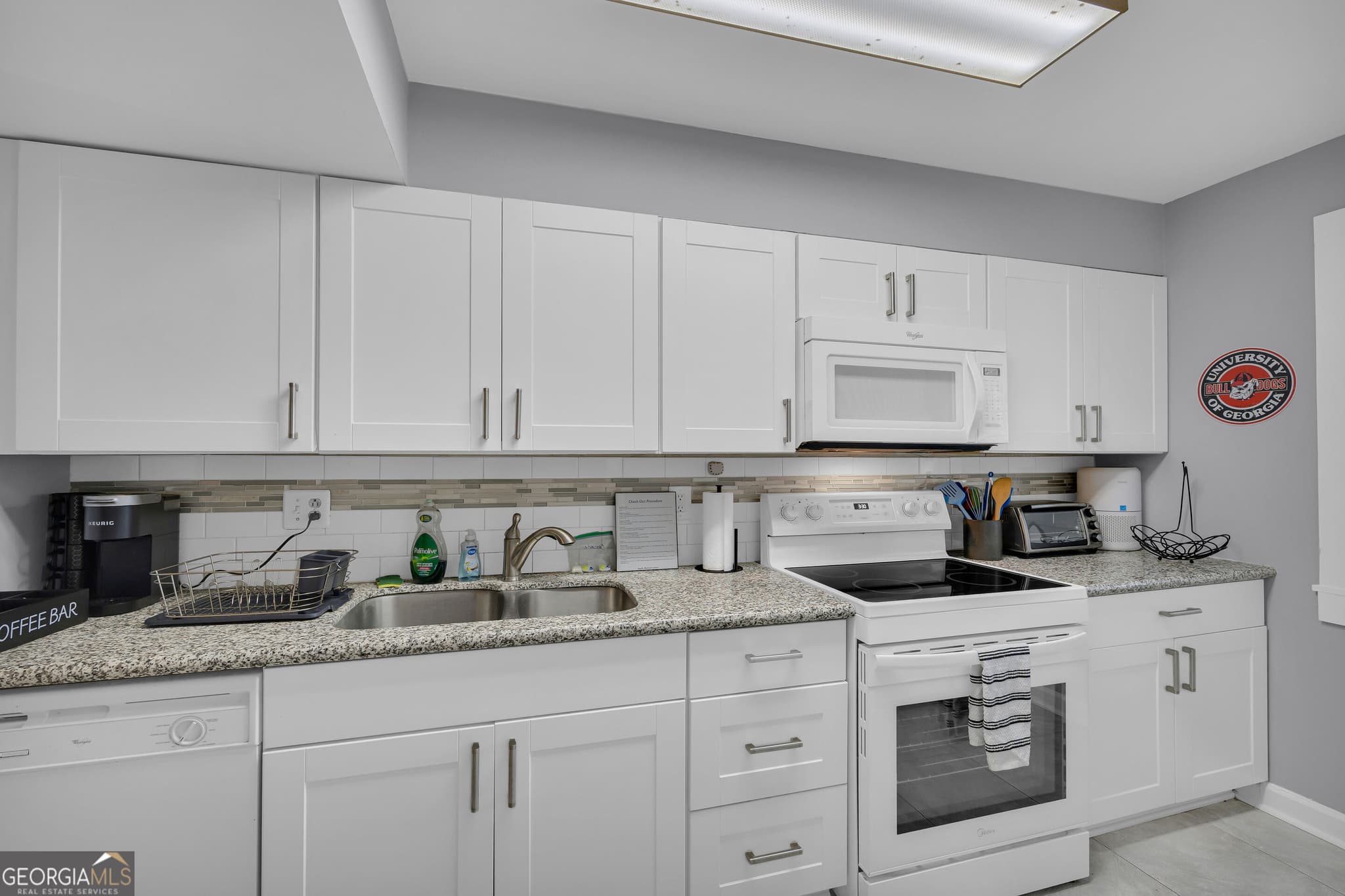 2 bedroom, 2.5 bathroom, 1,244 sq ft condominium for sale at 290 Appleby Drive 268, Athens, GA 30605 — photo 8