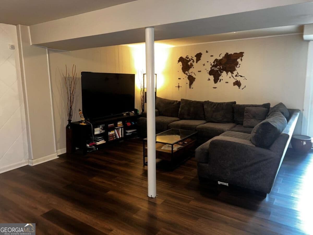 4 bedroom, 3 bathroom, 2,104 sq ft single family residence for rent at 76 Church Road, Smyrna, GA 30082 for $2,750 a month — photo 5