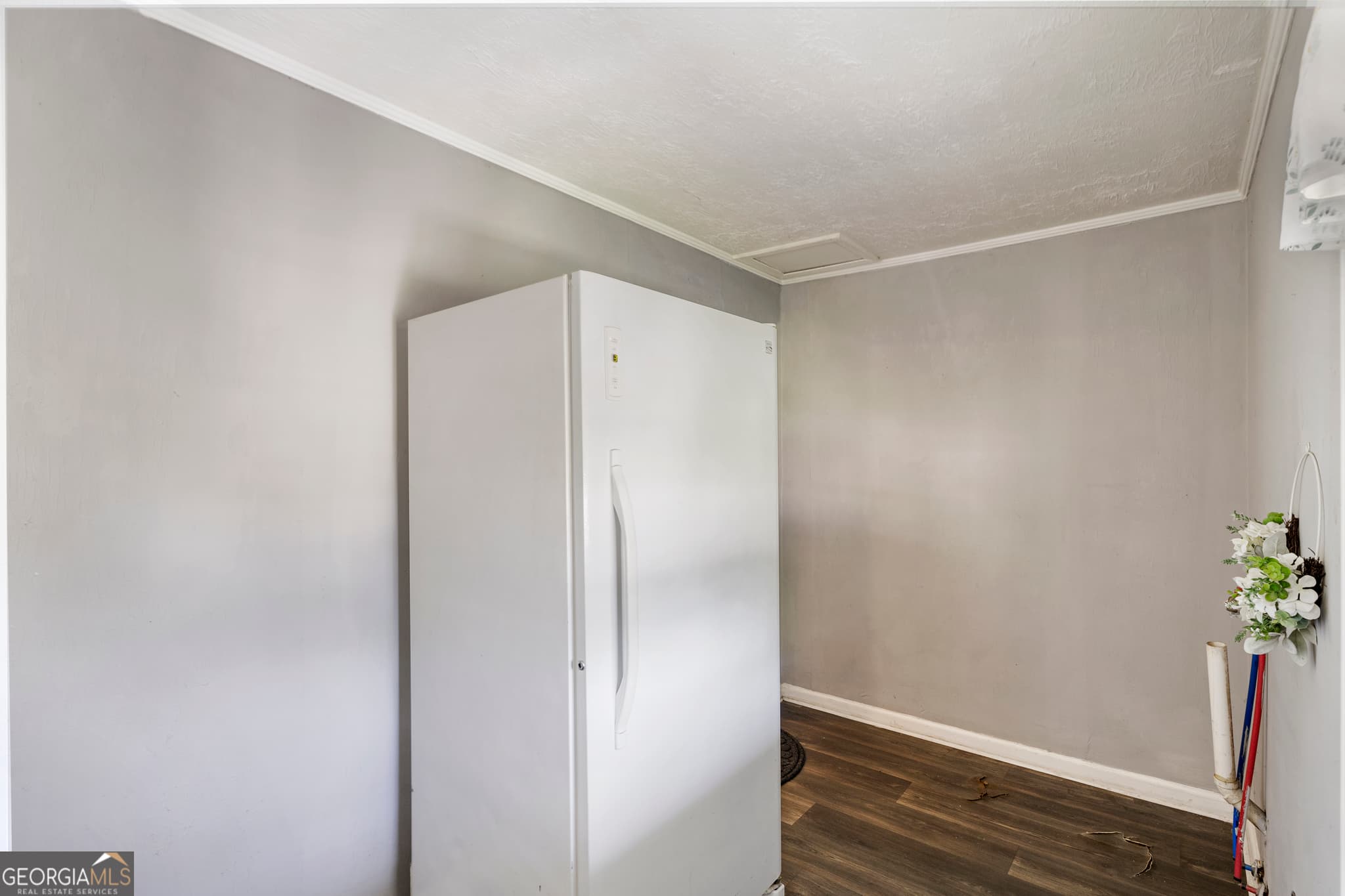 3 bedroom, 1.5 bathroom, 1,315 sq ft single family residence for sale at 310 Georgia Avenue, Summerville, GA 30747 — photo 9