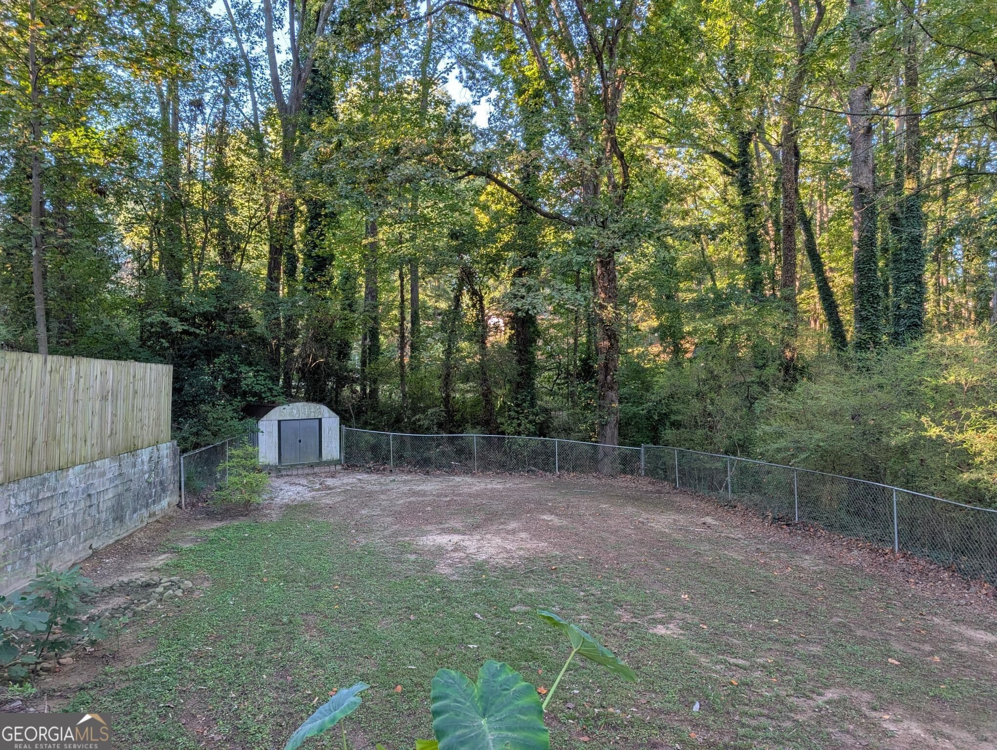 3 bedroom, 1 bathroom, 816 sq ft single family residence for sale at 2063 White Oak Circle, Kennesaw, GA 30144 — photo 5