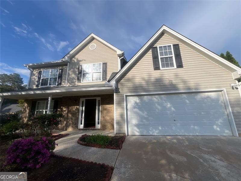 4 bedroom, 2.5 bathroom, 1,779 sq ft single family residence sold at 1000 BRUSHYSTONE Drive, Loganville, GA 30052