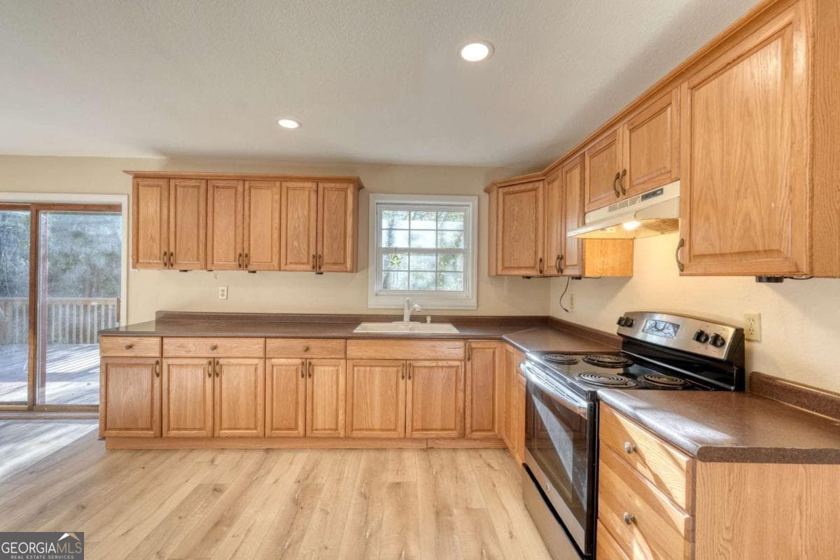 3 bedroom, 2 bathroom single family residence under contract at 110 Johnson Road, Hayesville, NC 28904 — photo 10