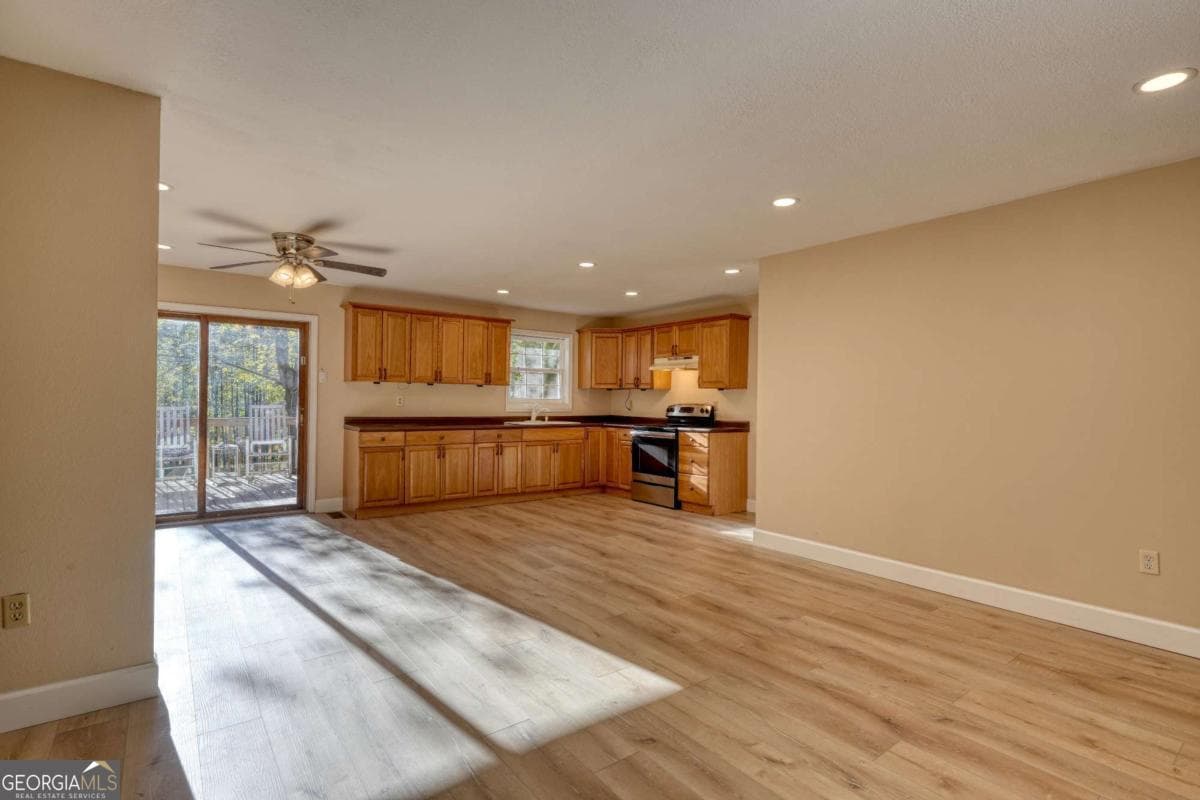 3 bedroom, 2 bathroom single family residence under contract at 110 Johnson Road, Hayesville, NC 28904 — photo 8