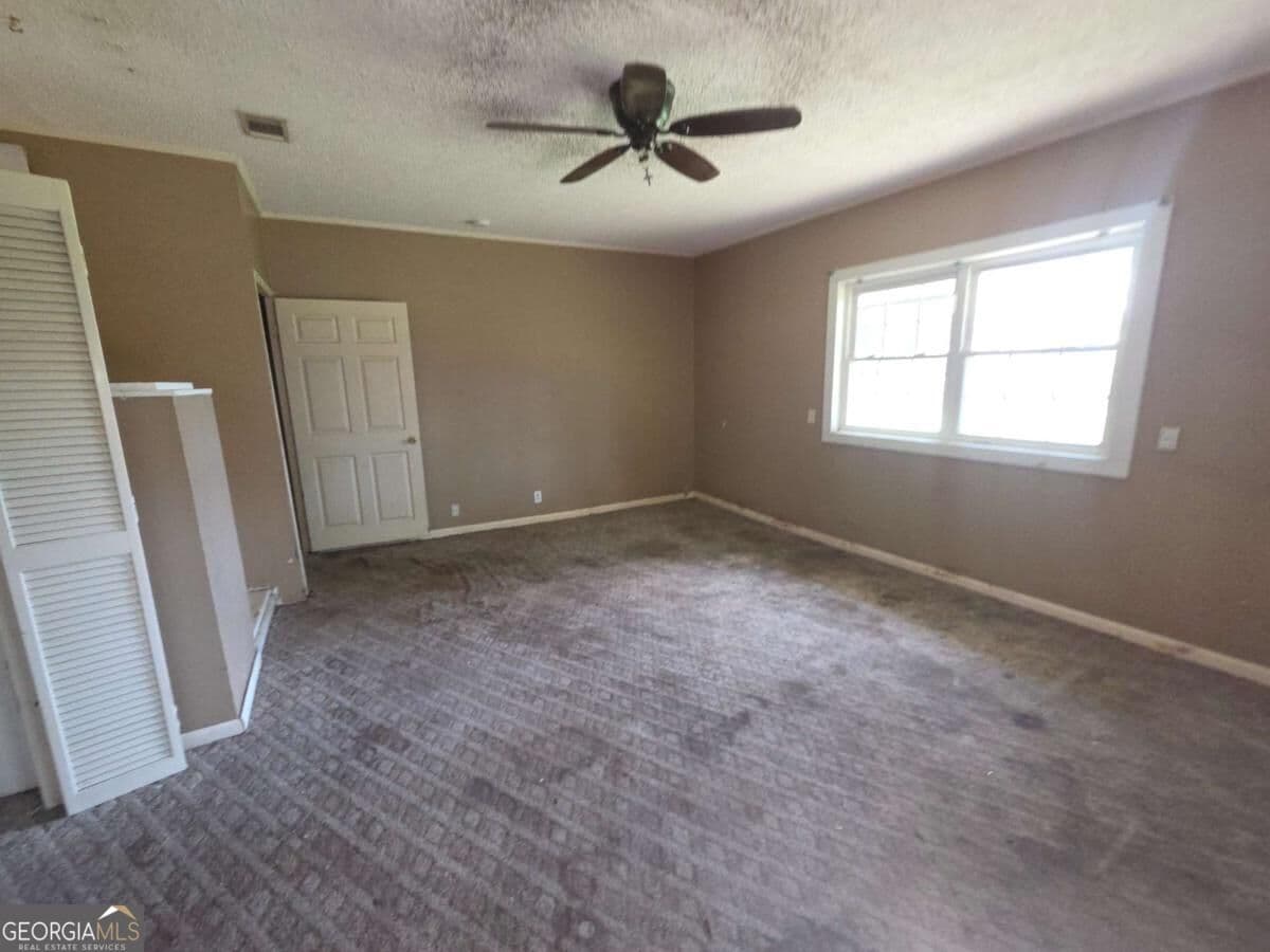 3 bedroom, 2 bathroom, 2,032 sq ft single family residence for sale at 5585 Railroad Avenue, Patterson, GA 31557 — photo 6