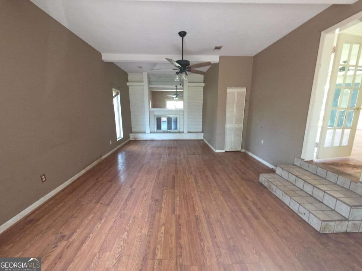 3 bedroom, 2 bathroom, 2,032 sq ft single family residence for sale at 5585 Railroad Avenue, Patterson, GA 31557 — photo 4