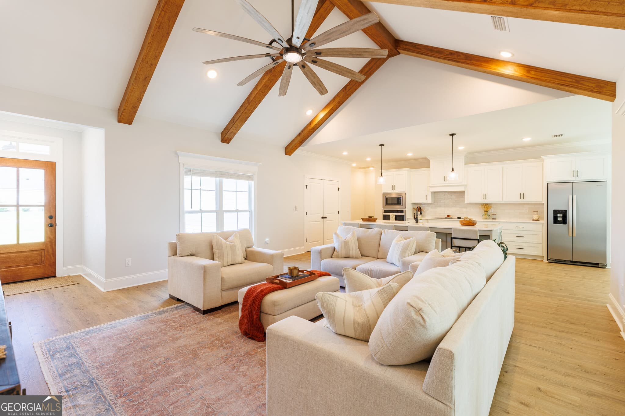 4 bedroom, 3 bathroom, 2,175 sq ft single family residence for sale at 213 Orvis Lane, Hahira, GA 31632 — photo 4