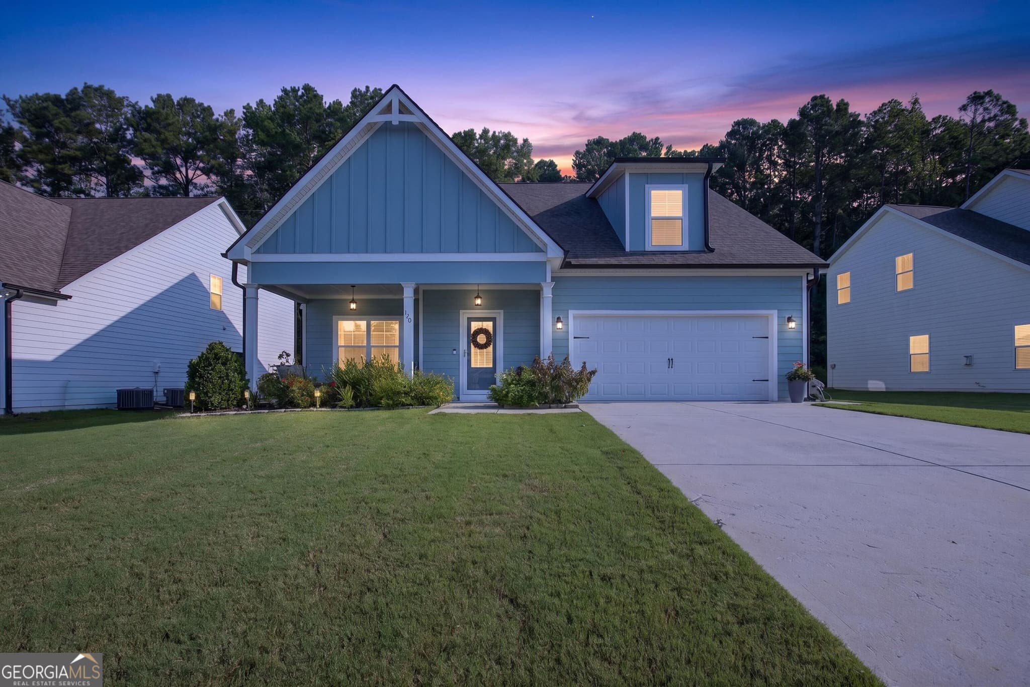 4 bedroom, 2.5 bathroom, 2,703 sq ft single family residence for sale at 170 South Ridge, Senoia, GA 30276