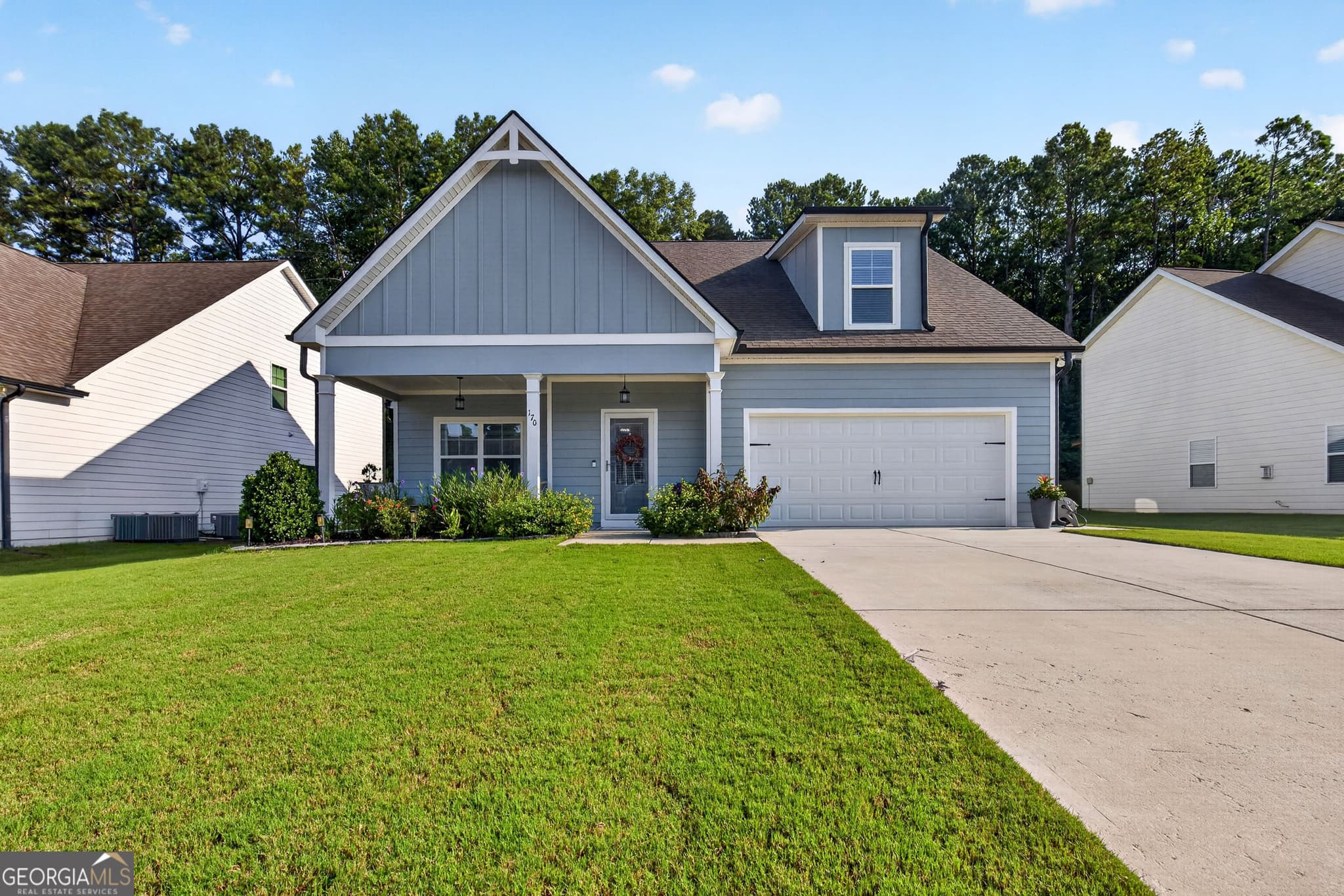 4 bedroom, 2.5 bathroom, 2,703 sq ft single family residence for sale at 170 South Ridge, Senoia, GA 30276 — photo 8