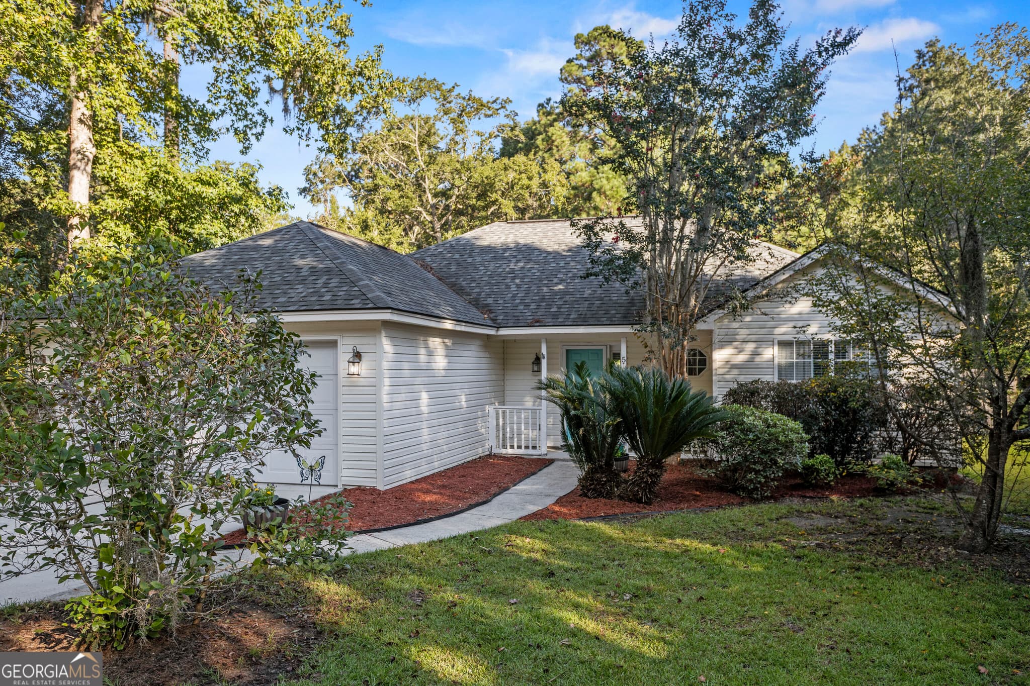 4 bedroom, 2 bathroom, 1,408 sq ft single family residence for sale at 510 Wild Heron Road, Savannah, GA 31419 — photo 4