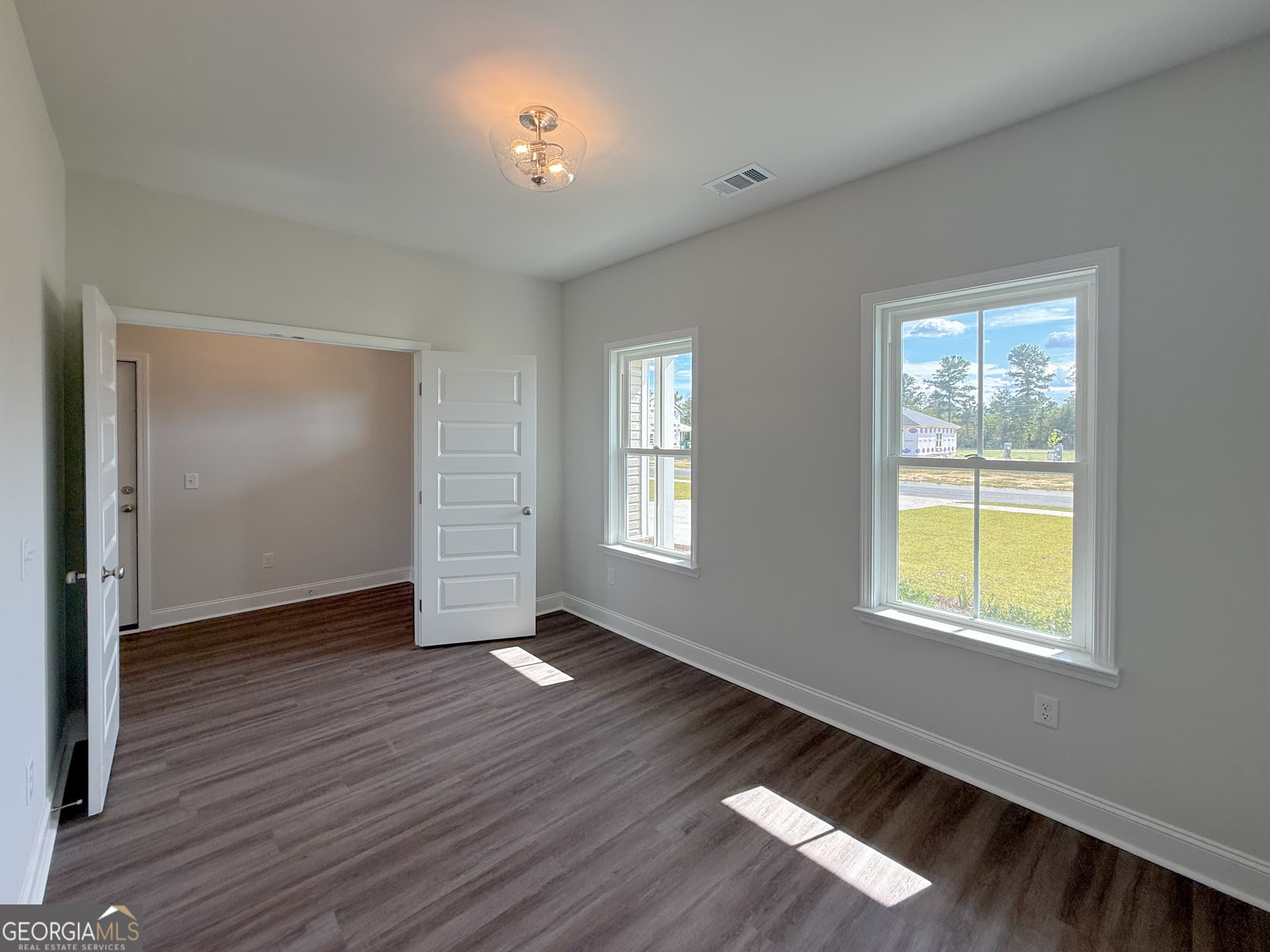 4 bedroom, 2.5 bathroom, 2,371 sq ft single family residence for sale at 309 Barney Run, Statesboro, GA 30458 — photo 5