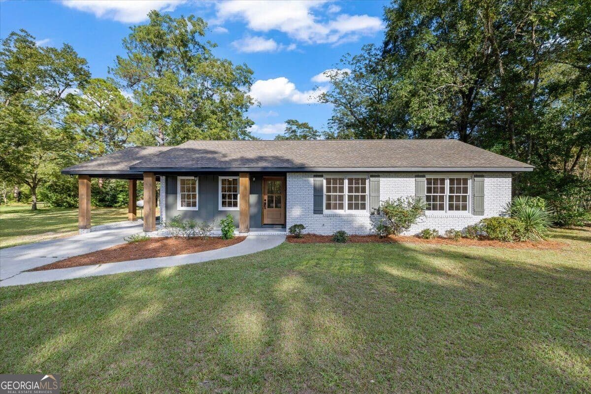 3 bedroom, 2 bathroom, 1,941 sq ft single family residence for sale at 508 Zetterower Road, Statesboro, GA 30458 — photo 2