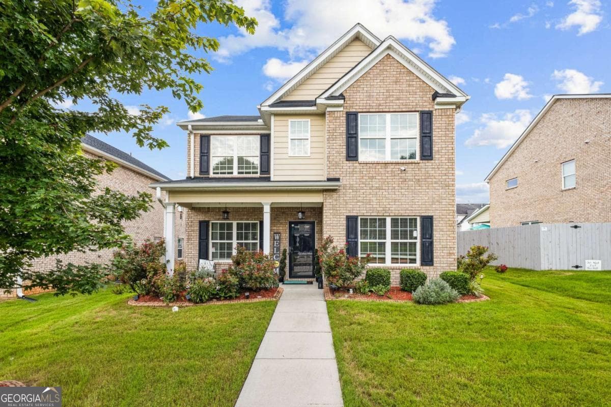 4 bedroom, 3 bathroom, 2,934 sq ft single family residence for rent at 684 Armitage Way, Stockbridge, GA 30281 for $2,400 a month — photo 1 of 1