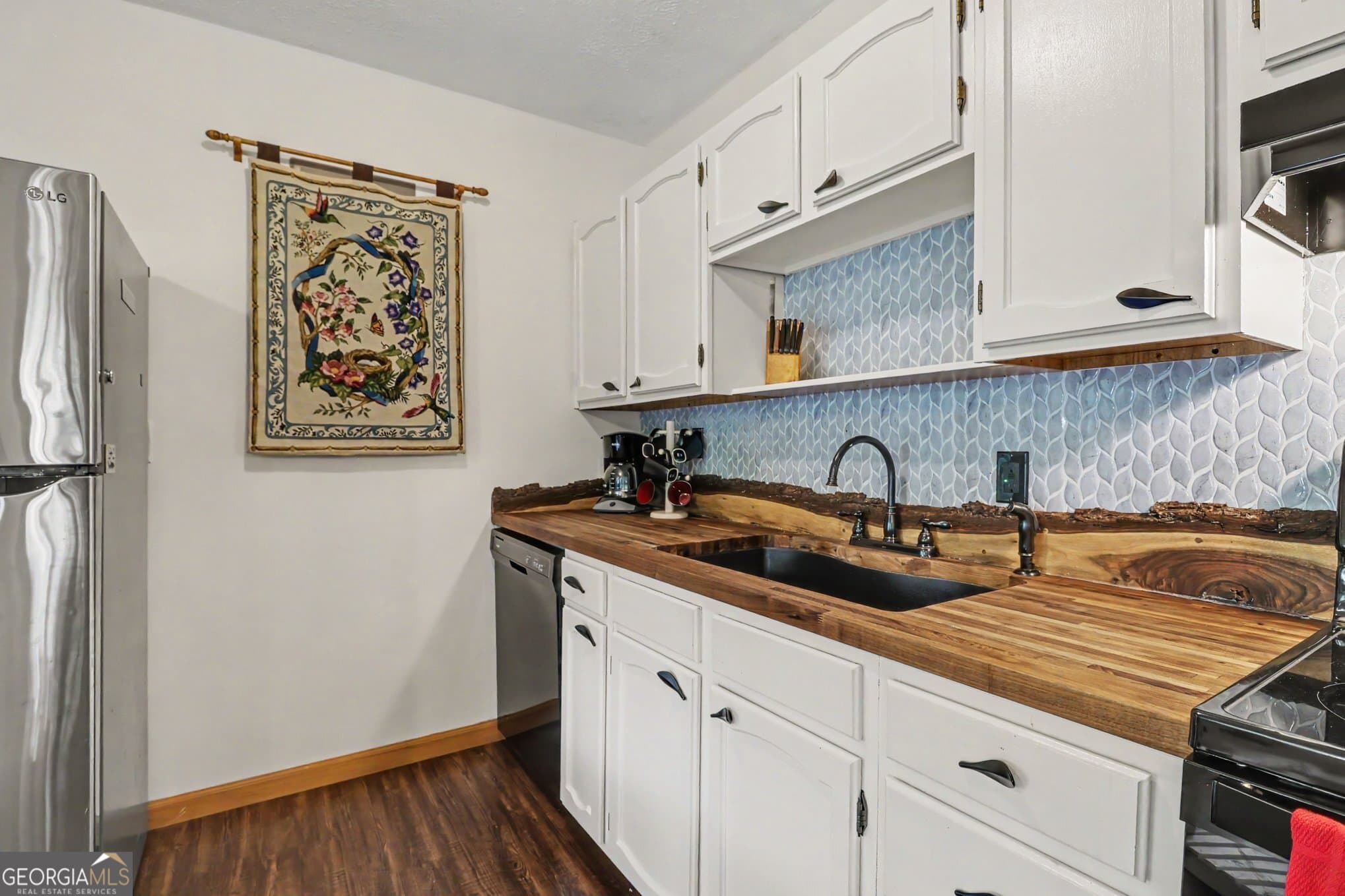 3 bedroom, 2 bathroom, 1,500 sq ft single family residence for sale at 717 Bald Mountain Road, Sky Valley, GA 30537 — photo 8