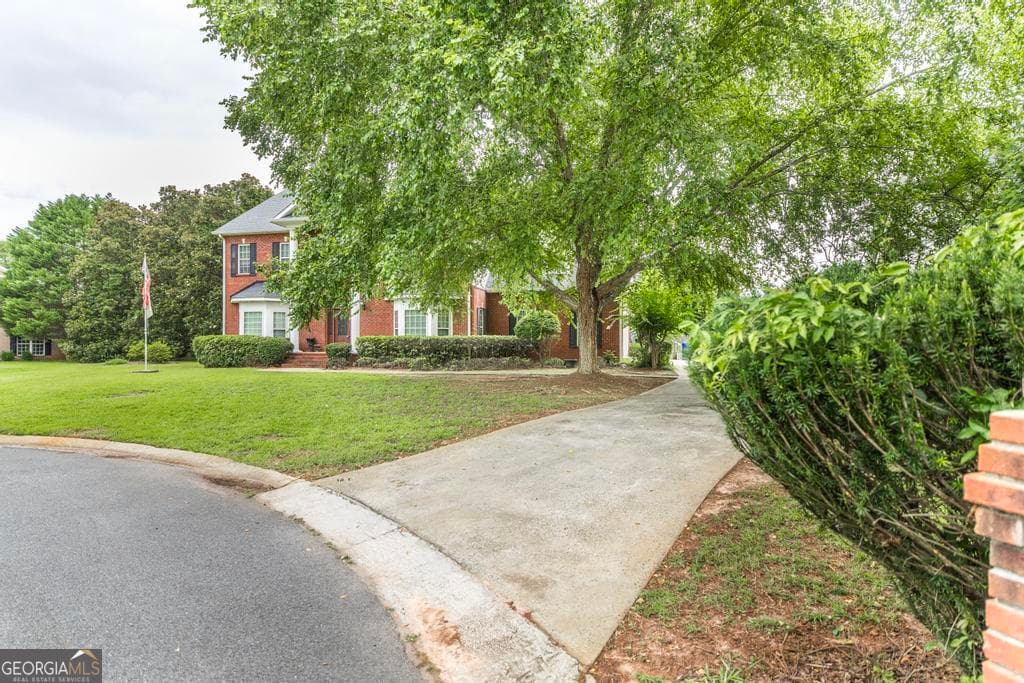 4 bedroom, 4 bathroom, 3,832 sq ft single family residence for sale at 208 Martin Terrace, Kathleen, GA 31047 — photo 7