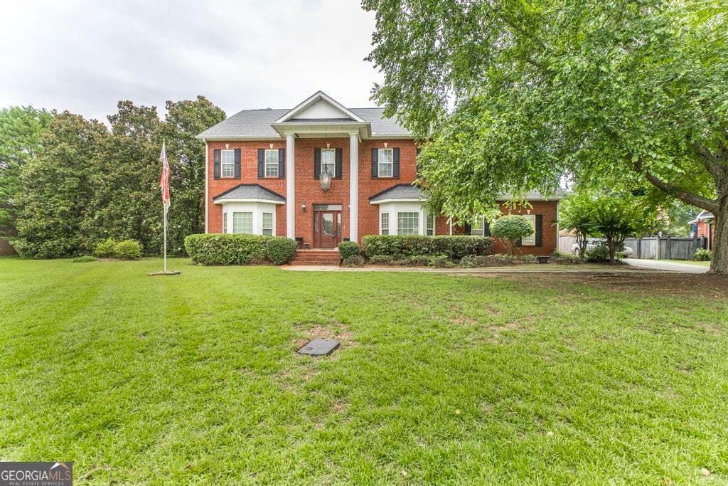 4 bedroom, 4 bathroom, 3,832 sq ft single family residence for sale at 208 Martin Terrace, Kathleen, GA 31047 — photo 4