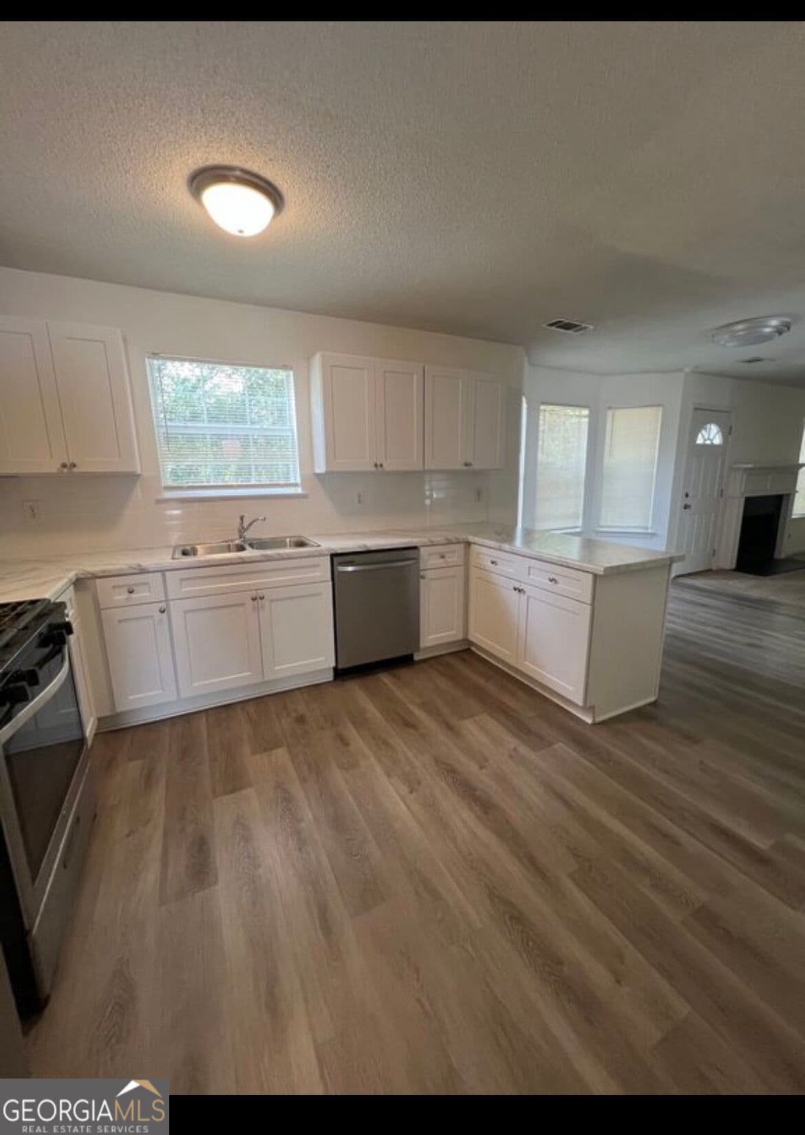 4 bedroom, 2.5 bathroom, 1,980 sq ft single family residence for sale at 4538 Idlewood Park, Lithonia, GA 30038 — photo 9
